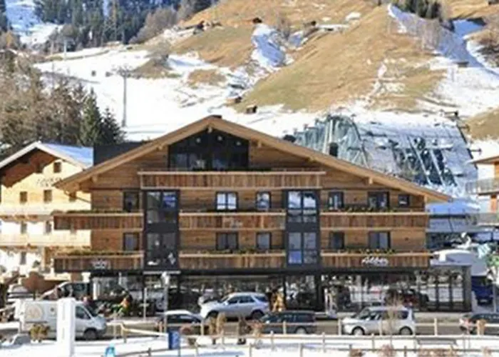 غالزيغ لودج شقة *